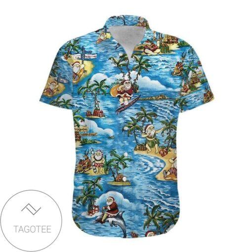 Funny Relaxing Santa Claus At The BeacHawaiian Shirts