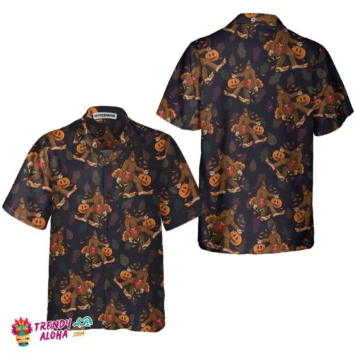 Bigfoot Grabbing Turkey And Pumpkin Hawaiian Shirt, Funny Thanksgiving Bigfoot Shirt, Best Gift For Thanksgiving Day