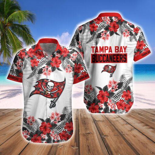 Tampa Bay Buccaneers Pirate Cove Hawaiian Shirt Shorts Combo Set