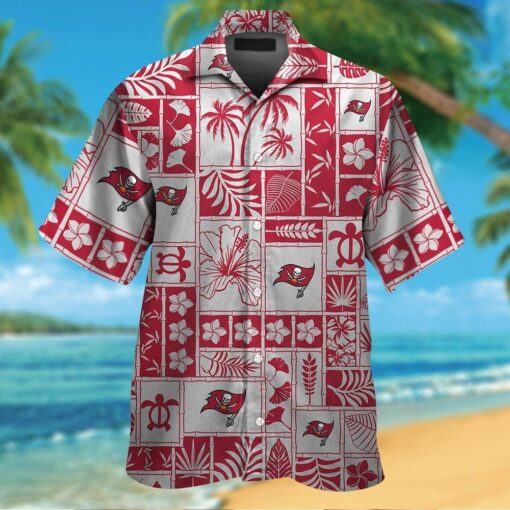 Tampa Bay Buccaneers Short Sleeve Button Up Tropical Hawaiian Shirt VER024