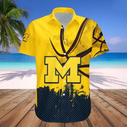 Michigan Wolverines Hawaii Shirt Basketball Net Grunge Pattern ? NCAA