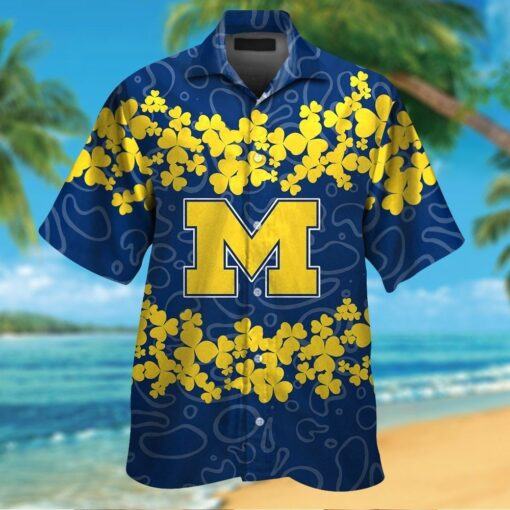 Michigan Wolverines Short Sleeve Button Up Tropical Hawaiian Shirt VER015