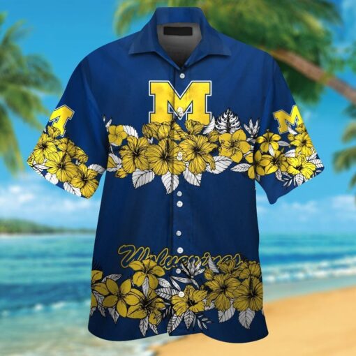Michigan Wolverines Short Sleeve Button Up Tropical Hawaiian Shirt VER029